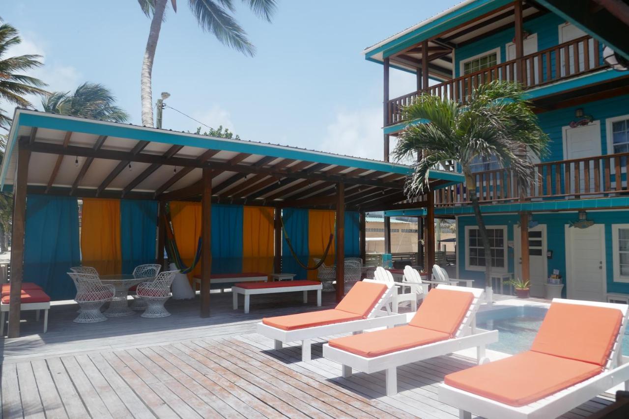 Ocean Tide Beach Resort San Pedro  Esterno foto